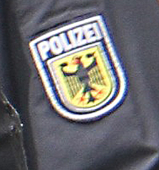 Bundespolizei am Flughafen Hannover entdeckt Urkundenfälschung bei Einreise