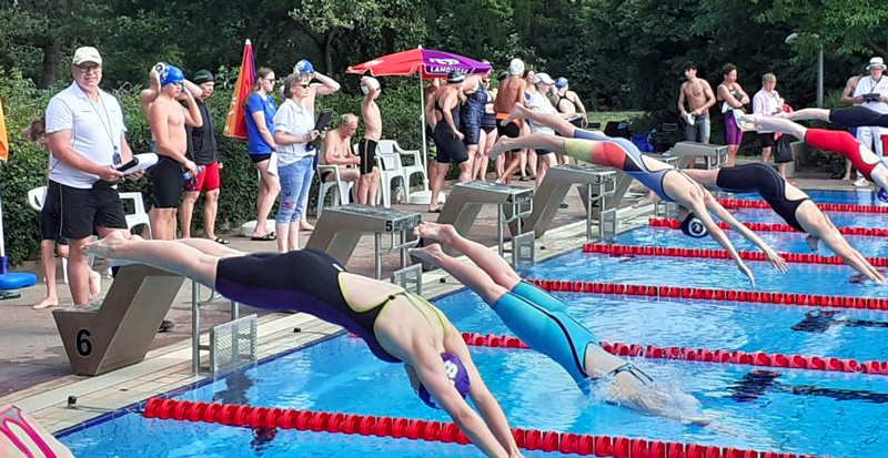 Lehrter Freibad in Schwimmerhand: Sommerschwimmfest