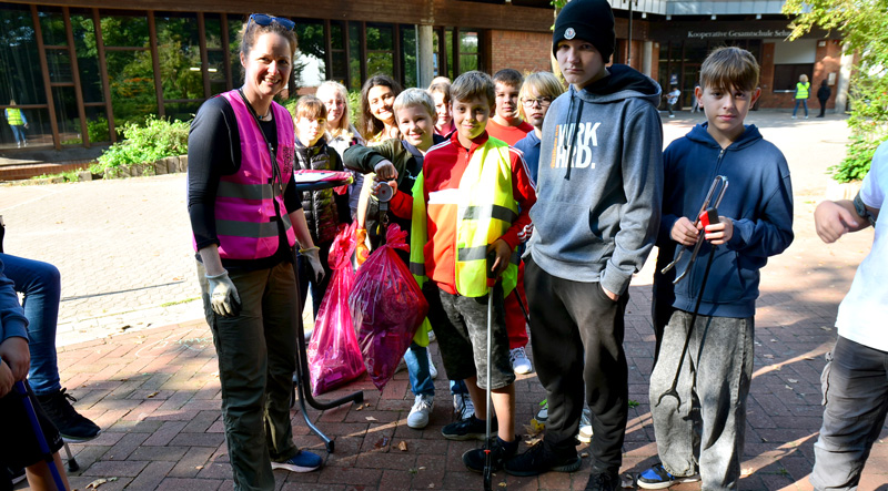 Clean Up Day: Schüler der KGS säubern Sehnde – auch Sperrmüll gefunden