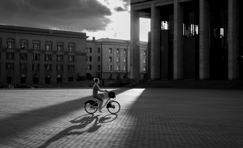 Fotografie & Kommunikation präsentiert „Streetlife“: Fotoausstellung von Bernd Reinert