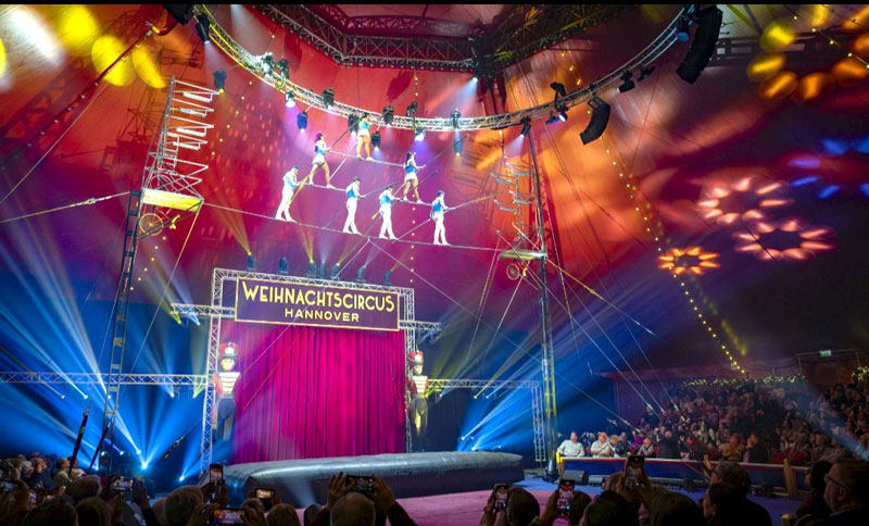 „The Robles“ gewinnen 6. Grand-Prix – Weihnachtscircus begeistert 30.000 Besucher