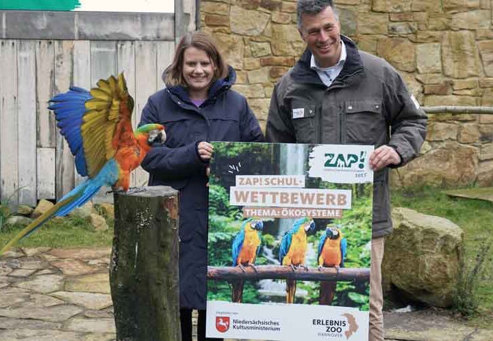 Kultusministerin Julia Hamburg und Erlebnis-Zoo stellen Zoo-Artenschutzpreis „Zap! 2025″ vor