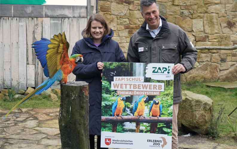 Kultusministerin Julia Hamburg und Erlebnis-Zoo stellen Zoo-Artenschutzpreis „Zap! 2025″ vor