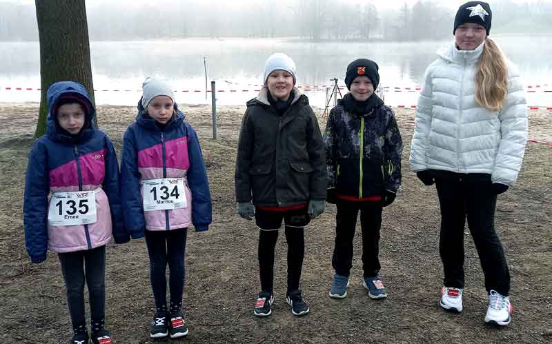 Junge MTV Rethmar-Läufer umrunden Silbersee