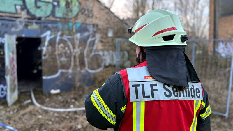 Wieder Brand auf dem Gelände der keramischen Hütte