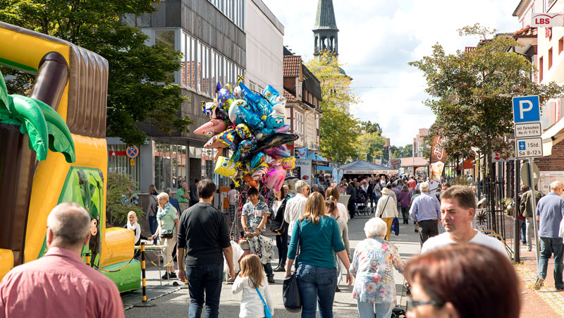 Verkaufsoffener Sonntag mit Mobilitäts-Frühling und attraktivem Familienprogramm in Burgdorf